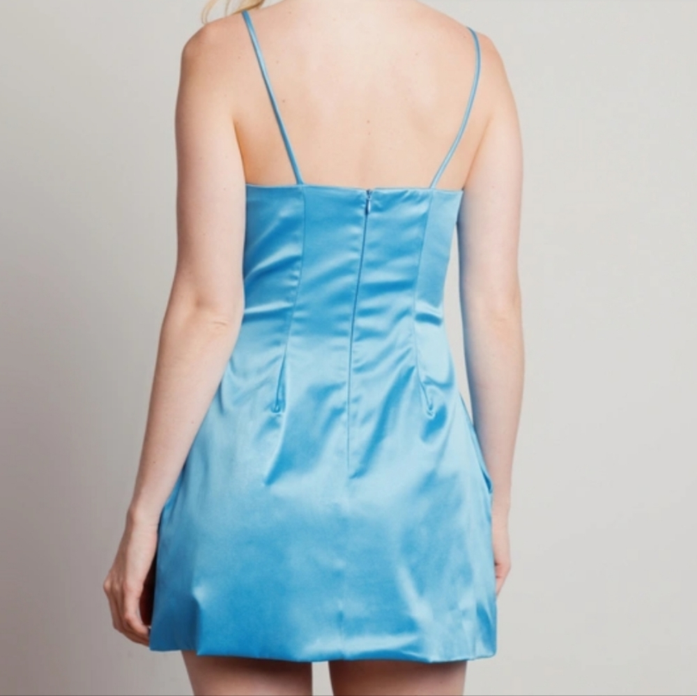 Lux LA Dress - Picture 2 of 11